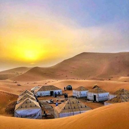 Merzouga Luxury Camp Екстер'єр фото