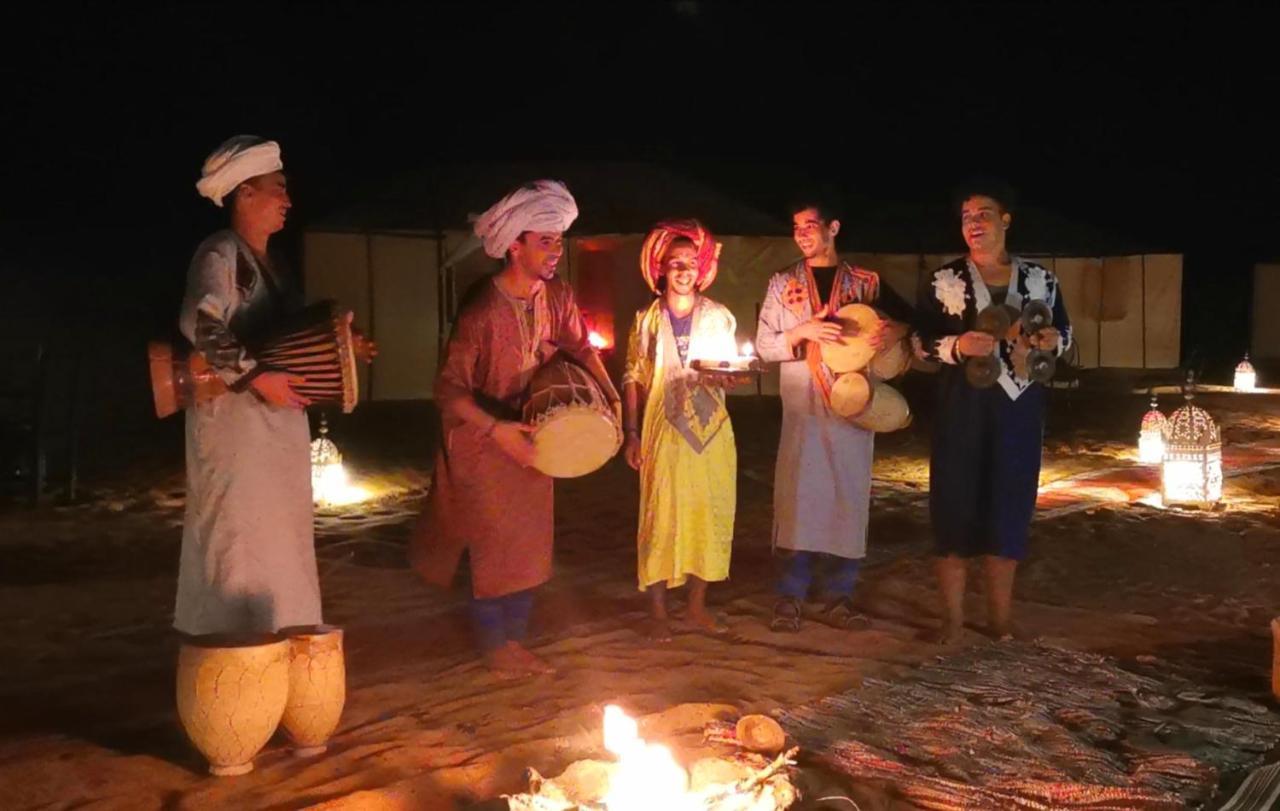 Merzouga Luxury Camp Екстер'єр фото