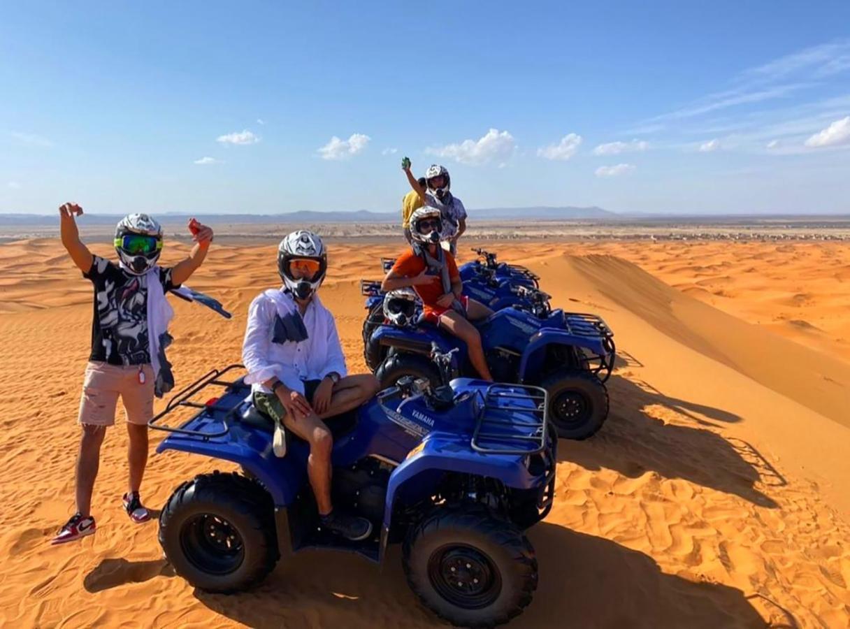 Merzouga Luxury Camp Екстер'єр фото