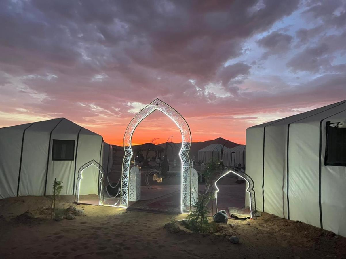 Merzouga Luxury Camp Екстер'єр фото