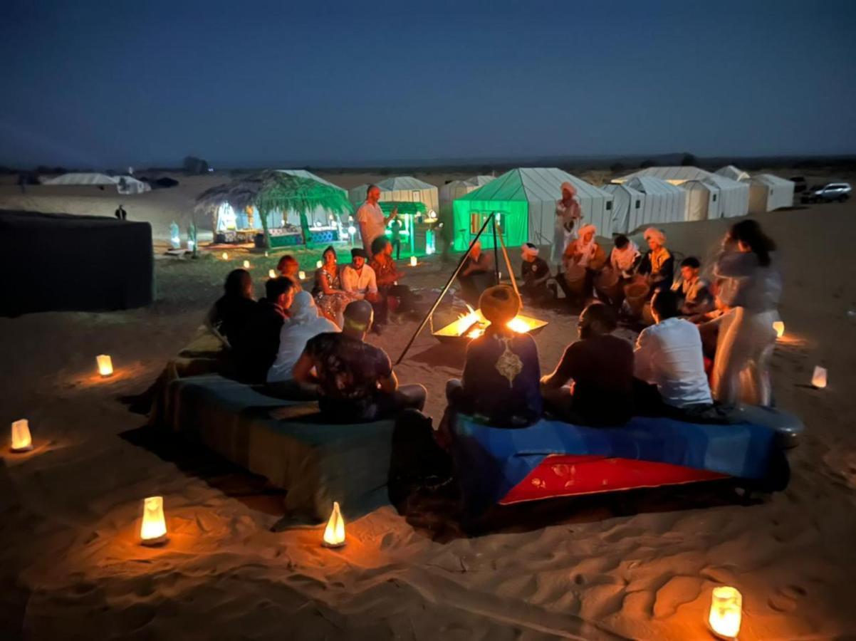 Merzouga Luxury Camp Екстер'єр фото