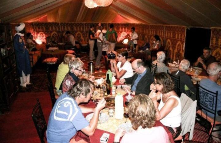Merzouga Luxury Camp Екстер'єр фото