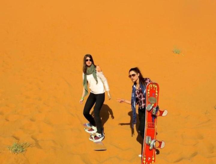 Merzouga Luxury Camp Екстер'єр фото