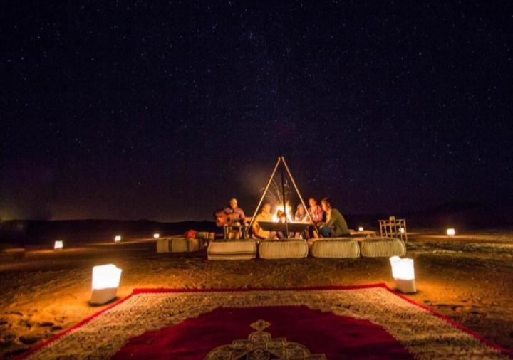 Merzouga Luxury Camp Екстер'єр фото
